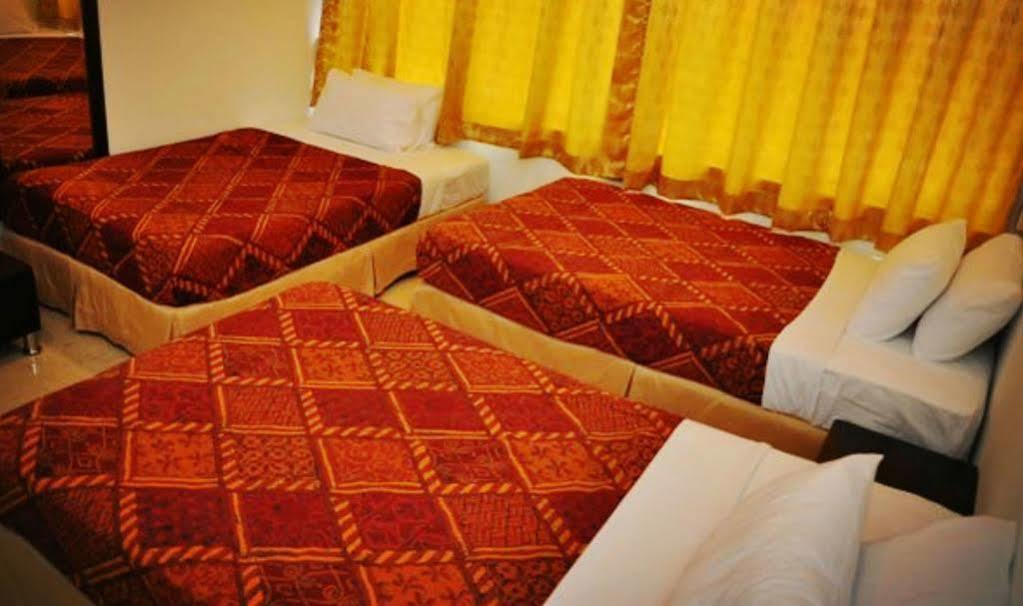 ג'ורג' טאון Old Budget Hotel מראה חיצוני תמונה